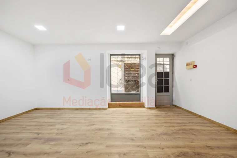 Loja para Venda em União das Freguesias de Setúbal Foto 9