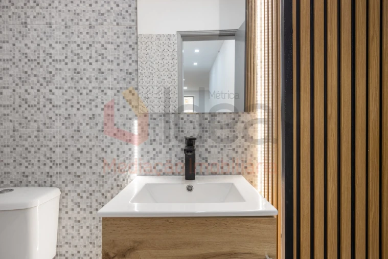 Loja para Venda em União das Freguesias de Setúbal Foto 14