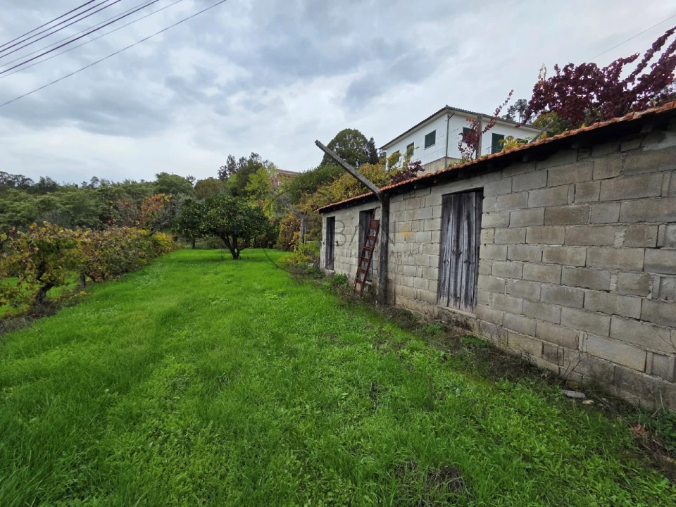 Moradia T3 para Venda em São Miguel do Mato Foto 26