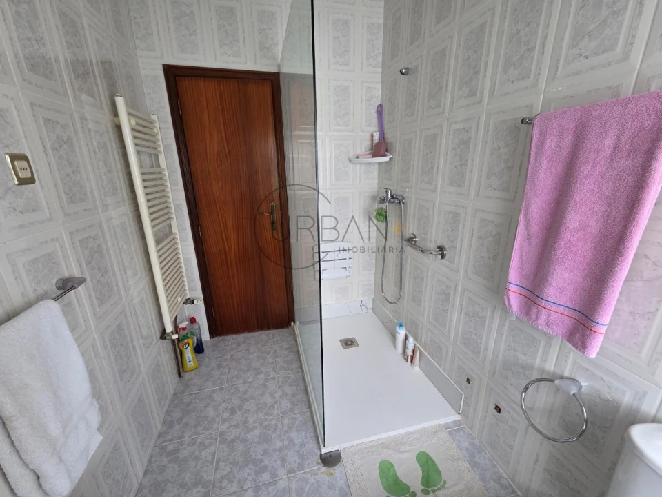 Moradia T3 para Venda em São Miguel do Mato Foto 17