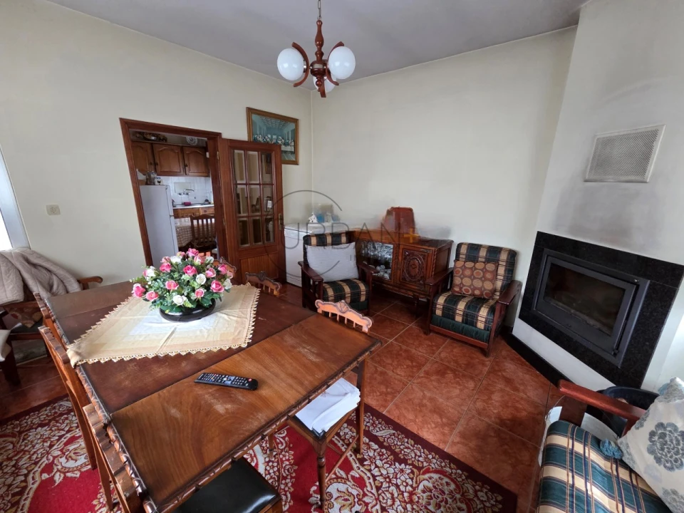 Moradia T3 para Venda em São Miguel do Mato Foto 8