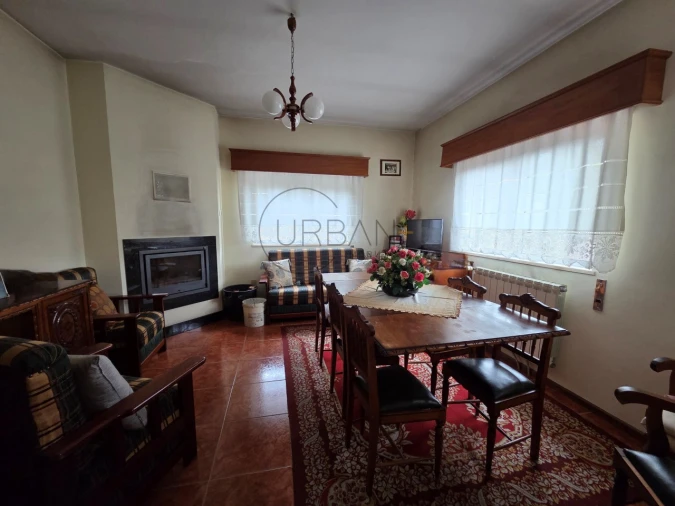 Moradia T3 para Venda em São Miguel do Mato Foto 7