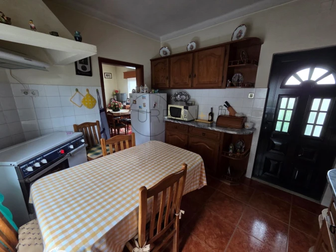 Moradia T3 para Venda em São Miguel do Mato Foto 6