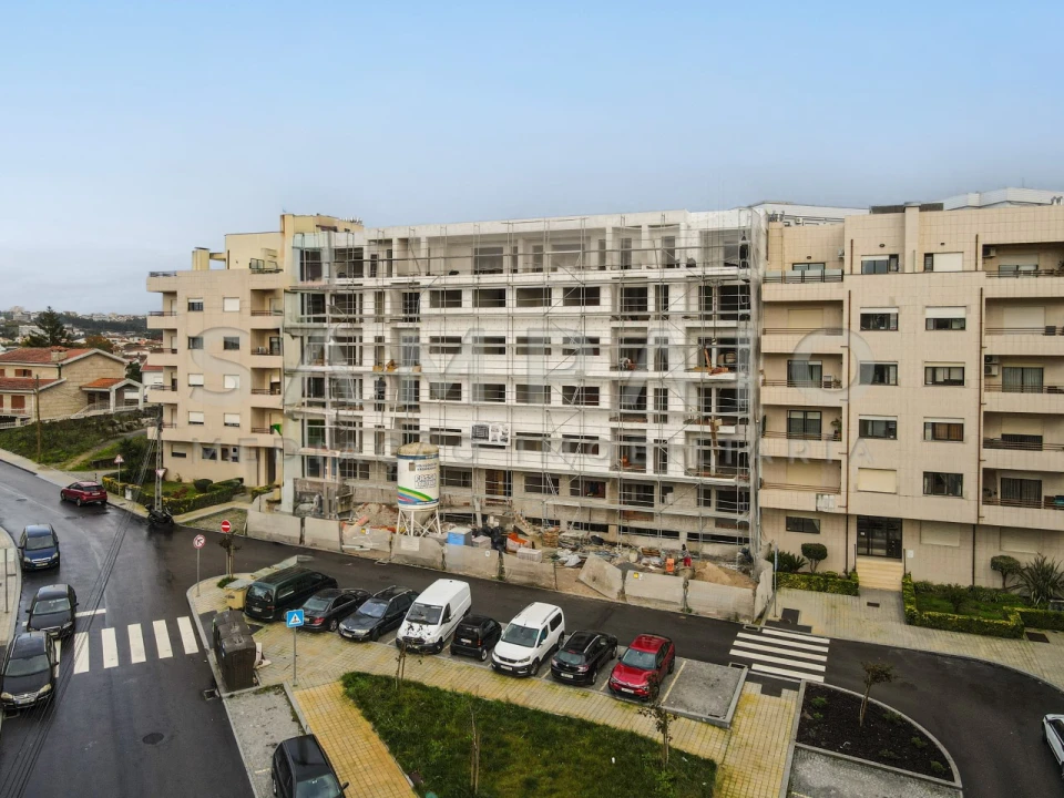 Apartamento T3 para Venda em Gondomar (São Cosme), Valbom e Jovim Foto 1