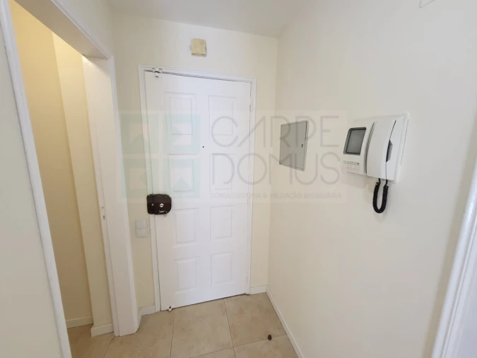 Apartamento T2 para Venda em Algueirão-Mem Martins Foto 6