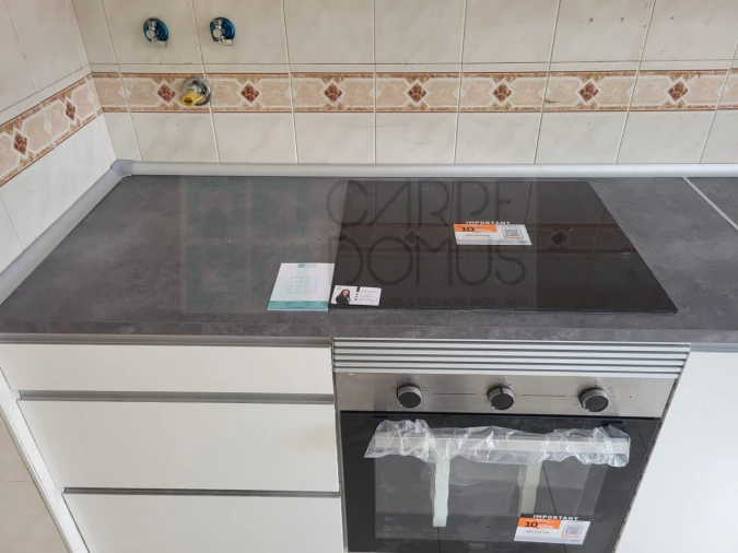 Apartamento T2 para Venda em Algueirão-Mem Martins Foto 7