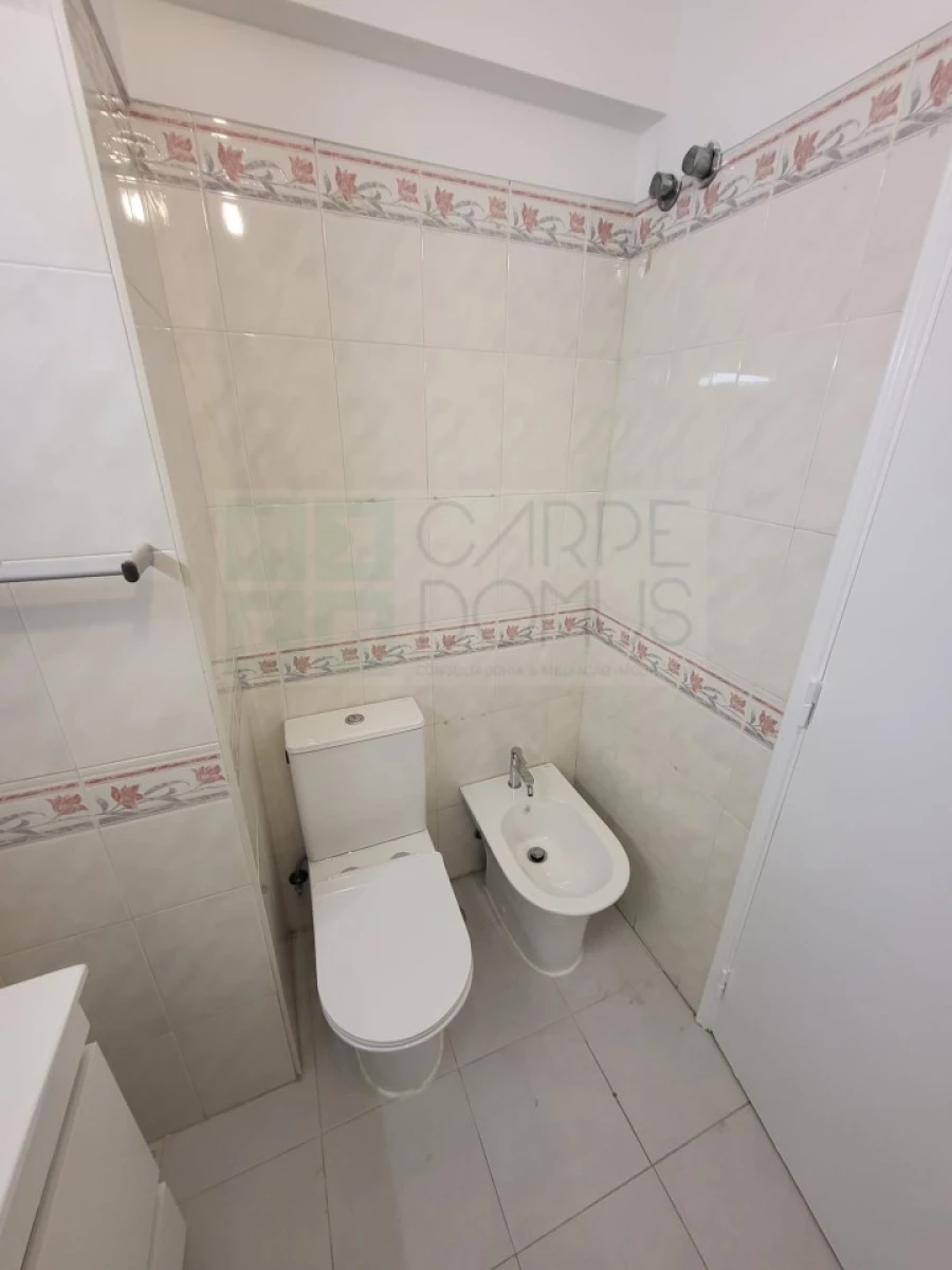 Apartamento T2 para Venda em Algueirão-Mem Martins Foto 21