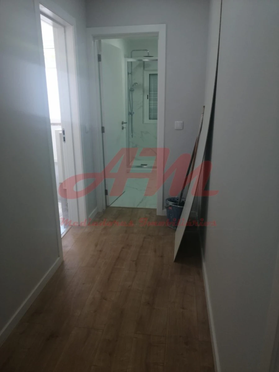 Apartamento T3 para Venda em Queluz e Belas Foto 13
