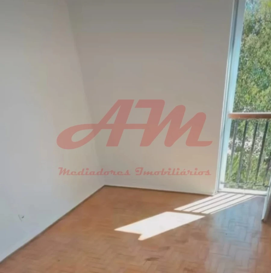 Apartamento T3 para Venda em Massamá e Monte Abraão Foto 8