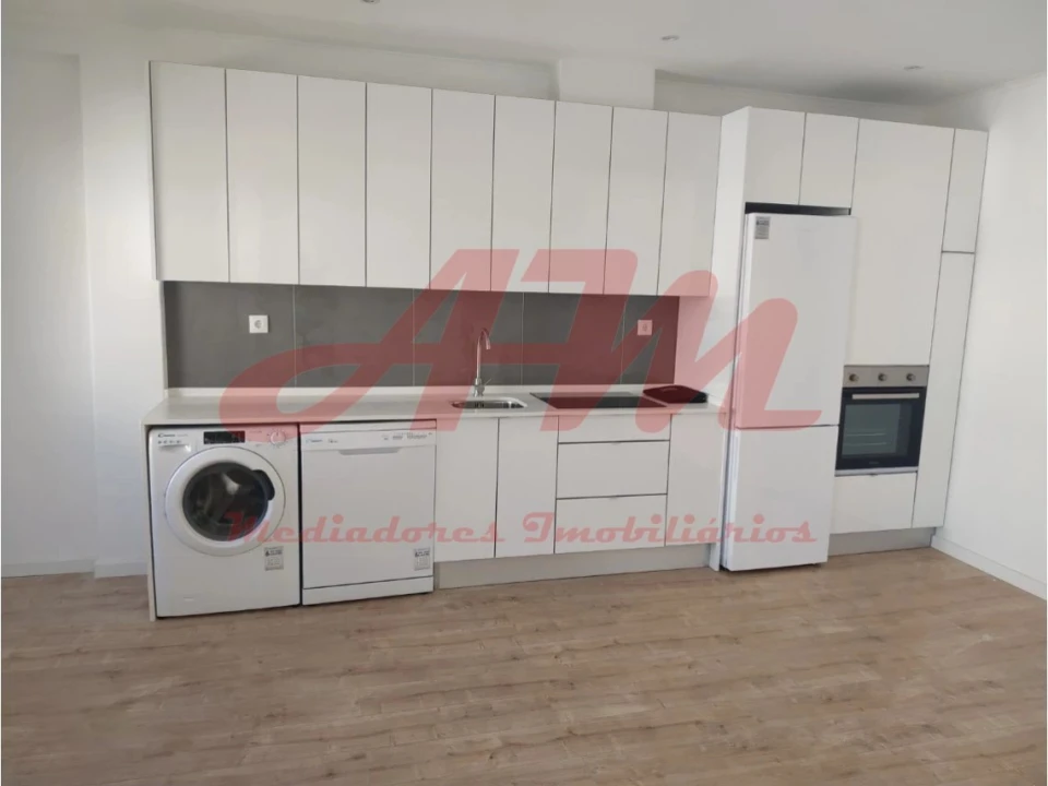 Apartamento T3 para Venda em Águas Livres Foto 5