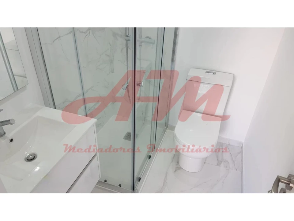 Apartamento T3 para Venda em Águas Livres Foto 23