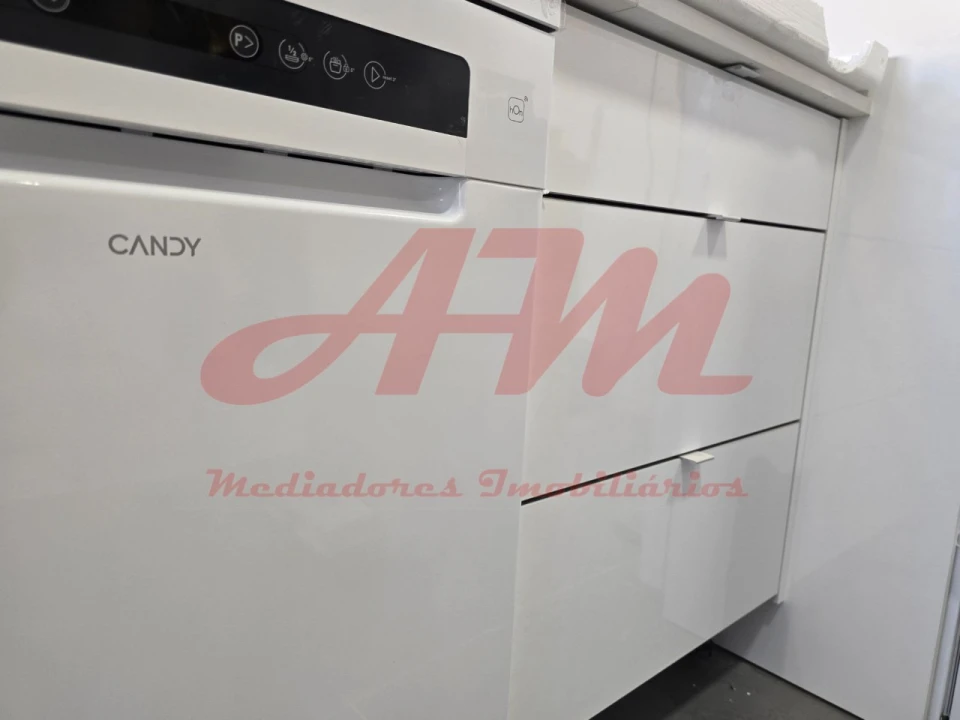 Apartamento T3 para Venda em Águas Livres Foto 8