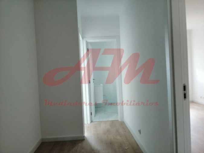 Apartamento T3 para Venda em Águas Livres Foto 33