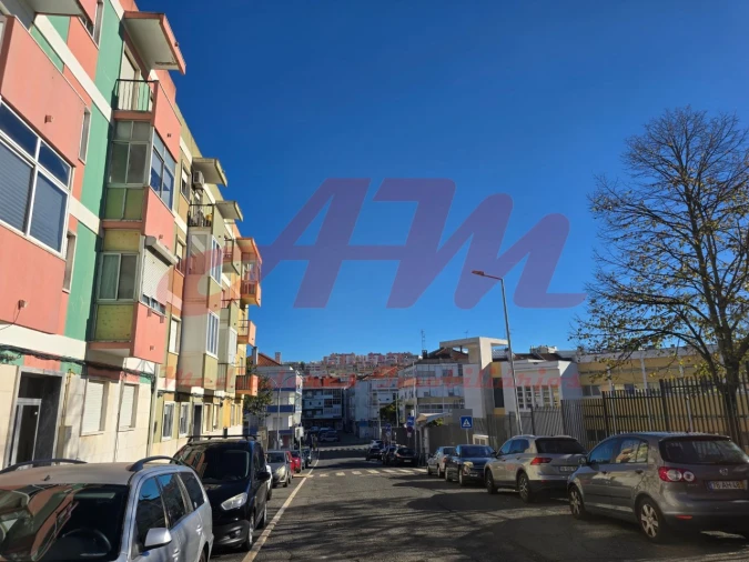 Apartamento T3 para Venda em Águas Livres Foto 38