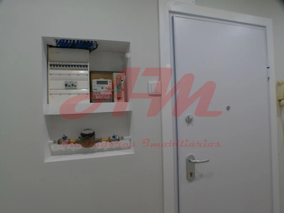 Apartamento T1 para Venda em Venteira Foto 23