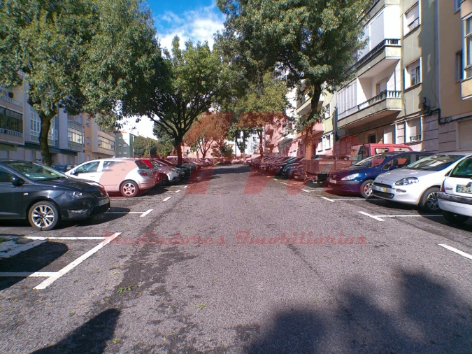 Apartamento T1 para Venda em Venteira Foto 36