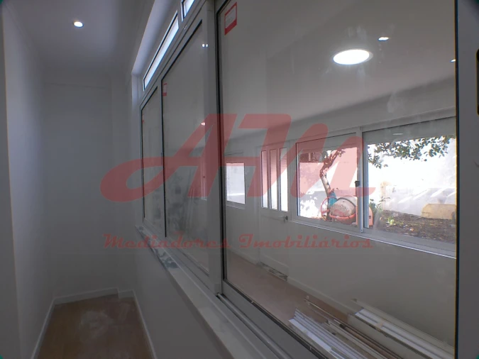 Apartamento T1 para Venda em Venteira Foto 30