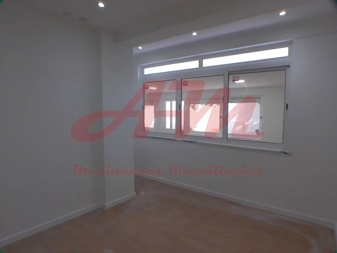 Apartamento T1 para Venda em Venteira Foto 31