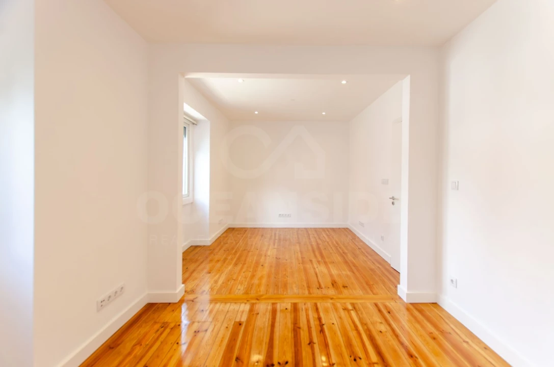 Apartamento T3 para Arrendamento em Santa Maria e São Miguel, São Martinho, São Pedro Penaferrim Foto 14