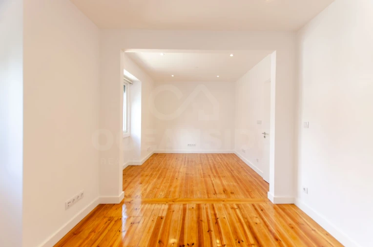 Apartamento T3 para Arrendamento em Santa Maria e São Miguel, São Martinho, São Pedro Penaferrim Foto 14