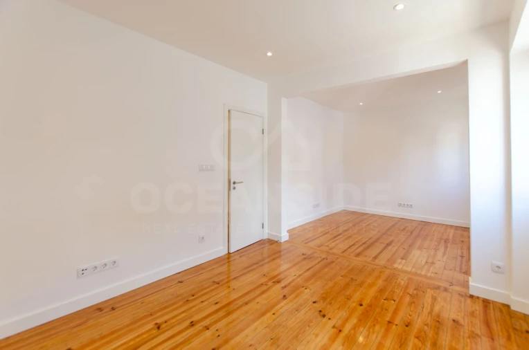 Apartamento T3 para Arrendamento em Santa Maria e São Miguel, São Martinho, São Pedro Penaferrim Foto 15