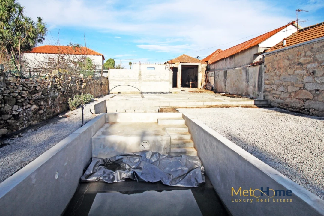 Moradia T2 para Venda em Santa Marinha e São Pedro da Afurada Foto 1