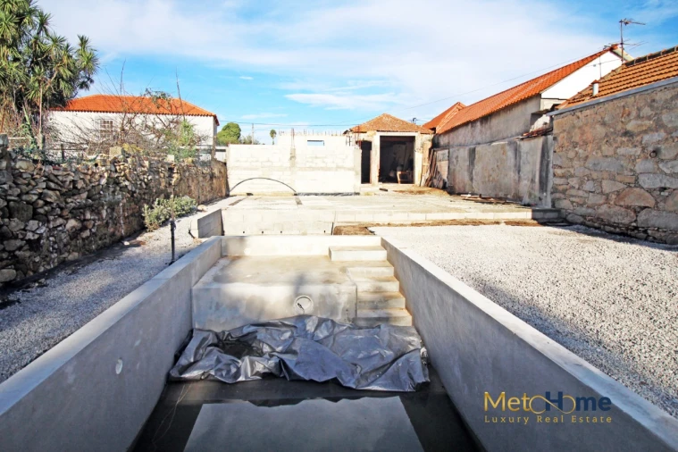 Moradia T2 para Venda em Santa Marinha e São Pedro da Afurada Foto 1