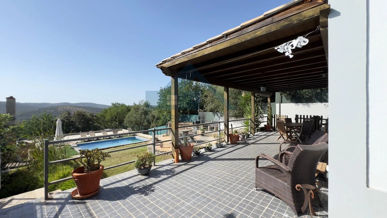 Moradia T3 para Venda em Querença, Tôr e Benafim Foto 24