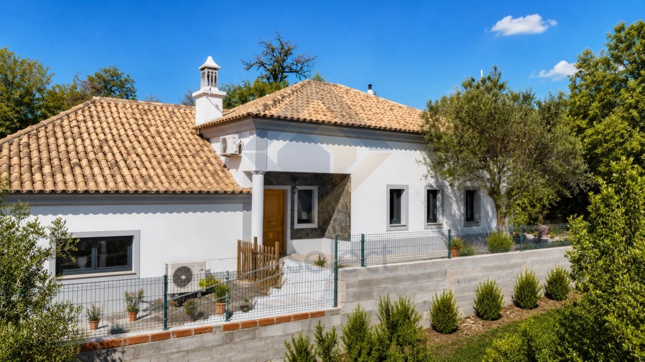 Moradia T3 para Venda em Querença, Tôr e Benafim Foto 3