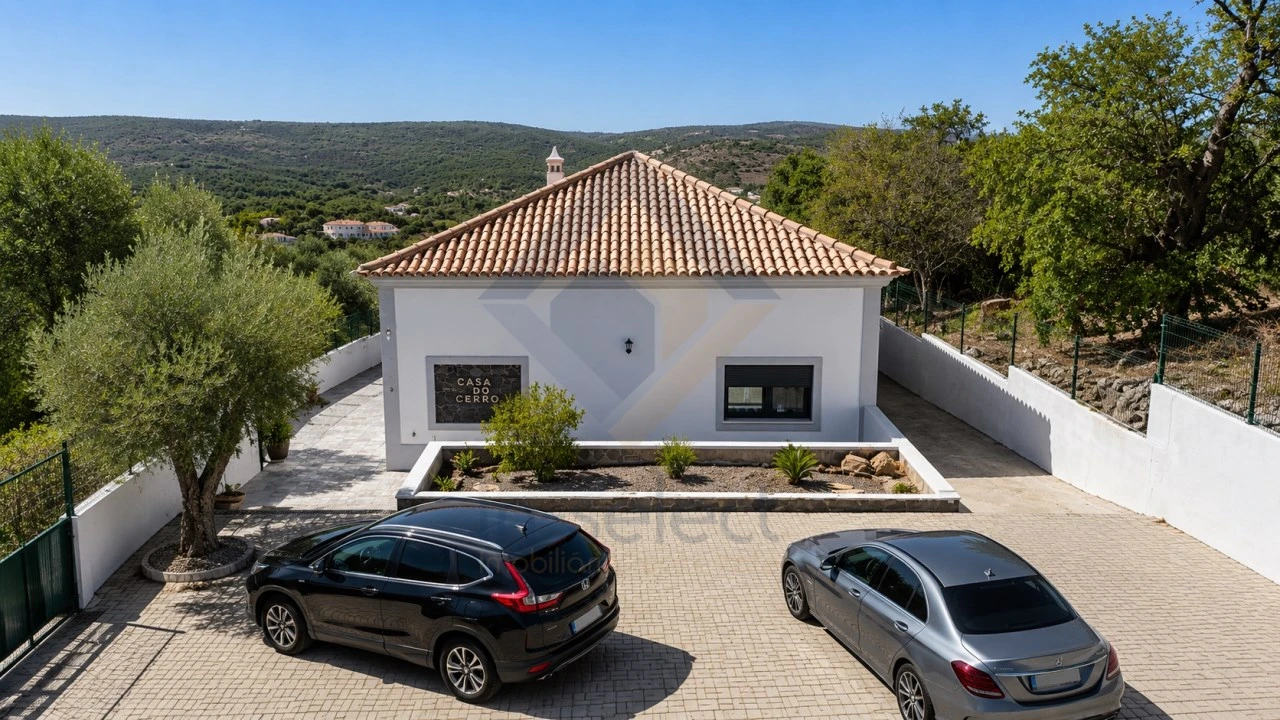 Moradia T3 para Venda em Querença, Tôr e Benafim Foto 15