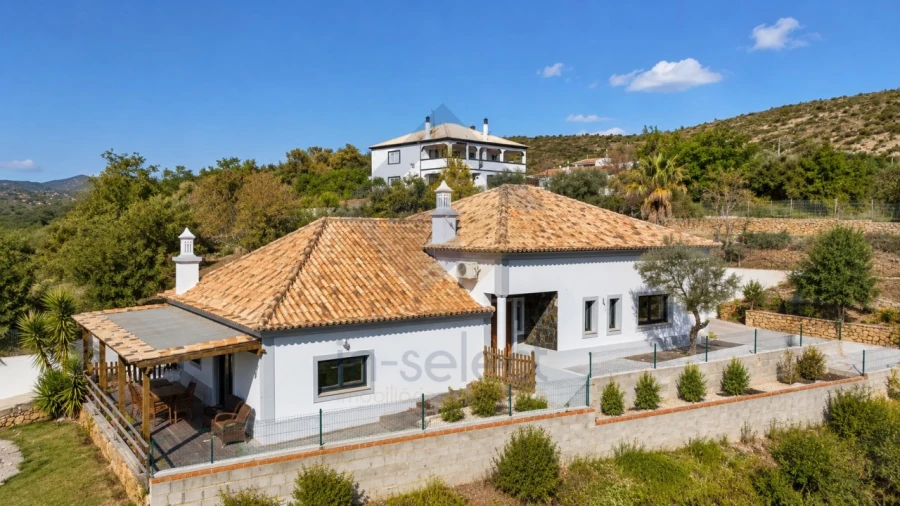 Moradia T3 para Venda em Querença, Tôr e Benafim Foto 11
