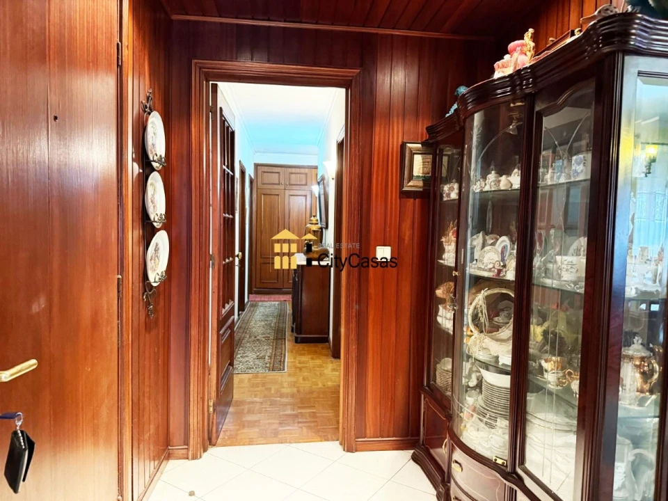 Apartamento T4 para Venda em Mafamude e Vilar do Paraíso Foto 17