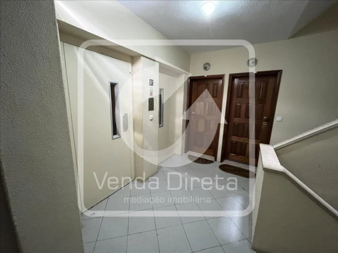 Apartamento T2 para Venda em Cacém e São Marcos Foto 17