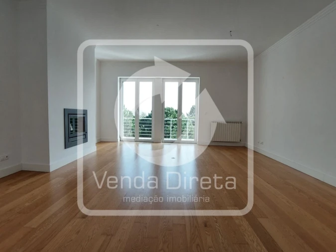 Apartamento T2 para Venda em Santa Maria e São Miguel, São Martinho, São Pedro Penaferrim Foto 2