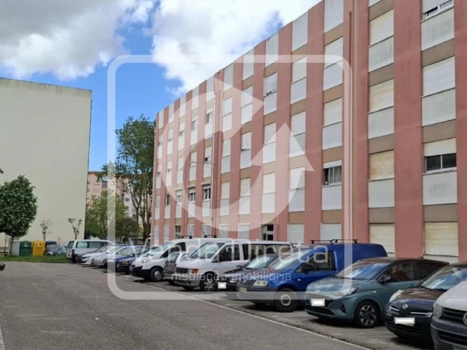 Apartamento T2 para Venda em Cacém e São Marcos Foto 4