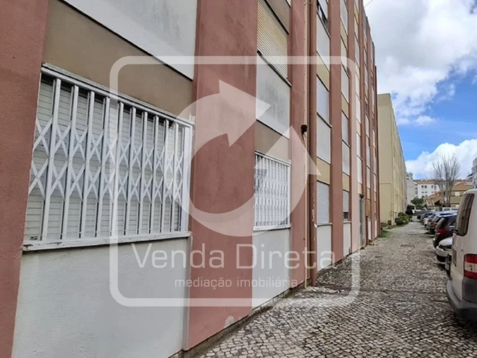Apartamento T2 para Venda em Cacém e São Marcos Foto 1