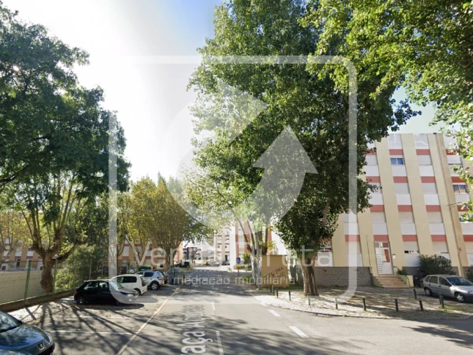 Apartamento T2 para Venda em Cacém e São Marcos Foto 18