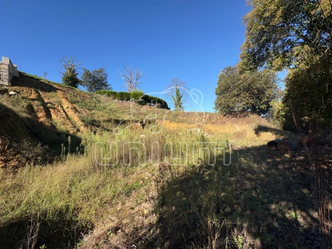 Terreno para Venda em Venade e Azevedo