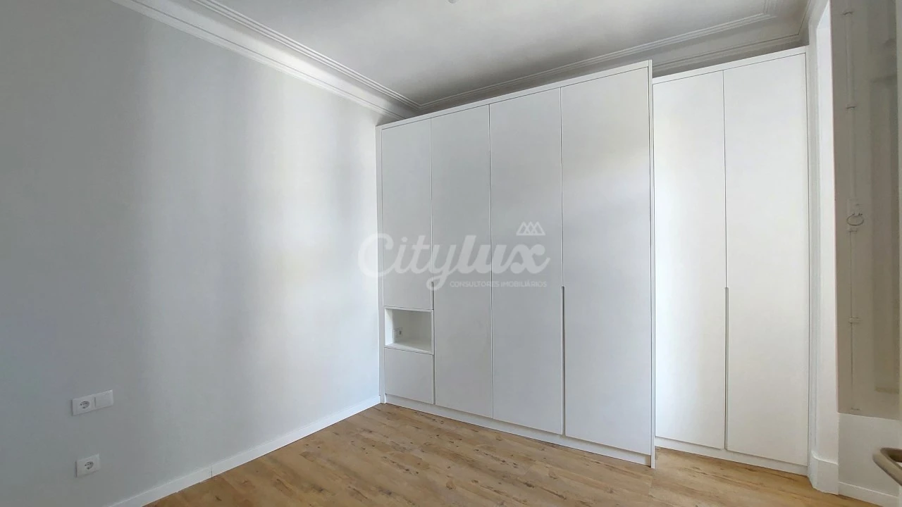 Apartamento T3 para Venda em Oeiras e São Julião da Barra, Paço de Arcos e Caxias Foto 10