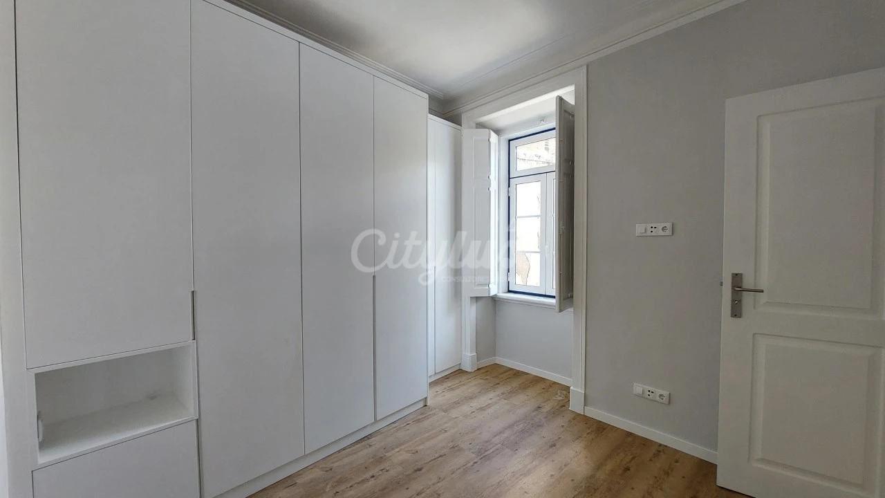 Apartamento T3 para Venda em Oeiras e São Julião da Barra, Paço de Arcos e Caxias Foto 9