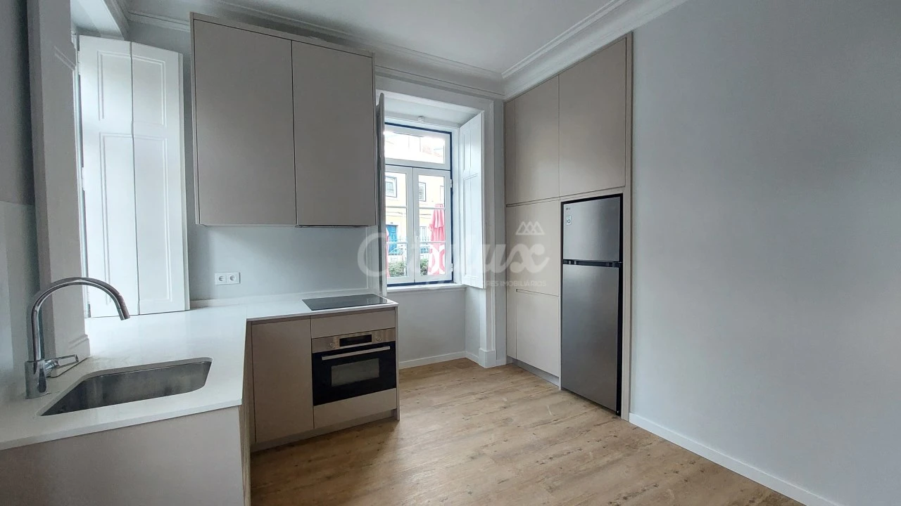 Apartamento T3 para Venda em Oeiras e São Julião da Barra, Paço de Arcos e Caxias Foto 2