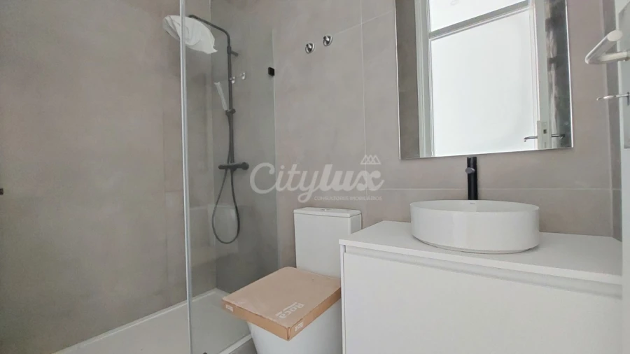 Apartamento T3 para Venda em Oeiras e São Julião da Barra, Paço de Arcos e Caxias Foto 12