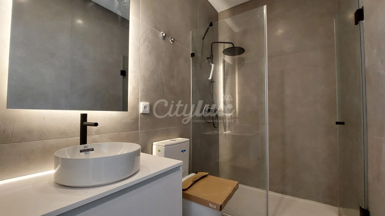 Apartamento T1 para Venda em Oeiras e São Julião da Barra, Paço de Arcos e Caxias Foto 11