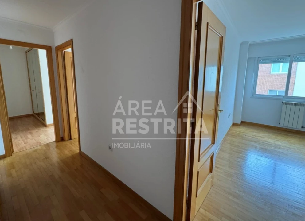 Apartamento T3 para Venda em Moita Foto 6