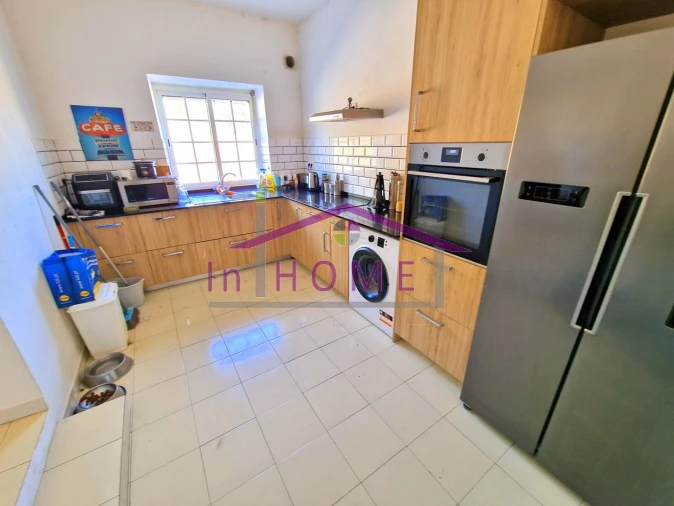 Moradia T7 para Venda em Salir Foto 8