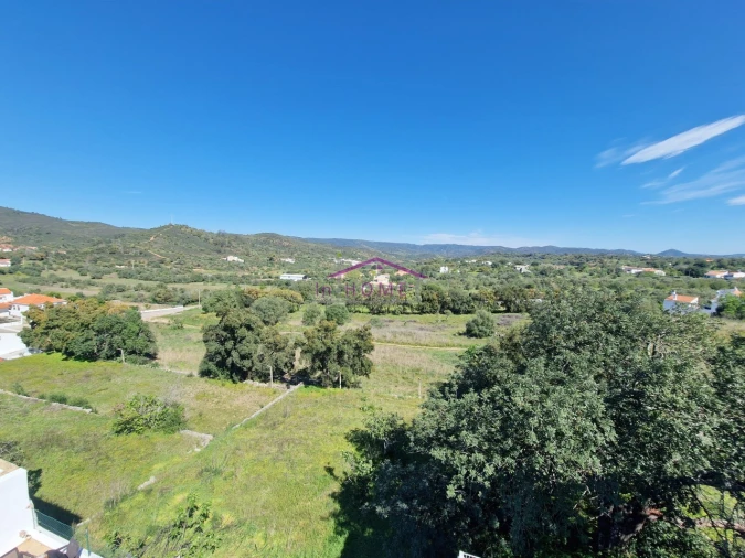 Moradia T7 para Venda em Salir Foto 37