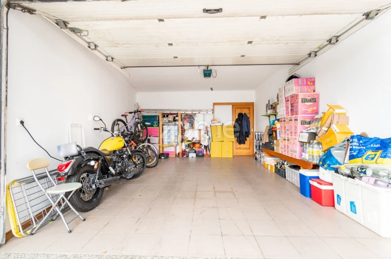 Moradia T5 para Venda em Antas Foto 34