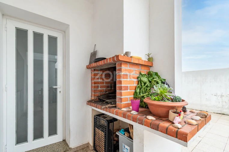 Moradia T5 para Venda em Antas Foto 35