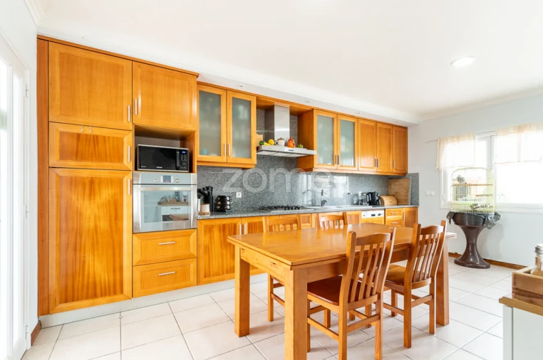 Moradia T5 para Venda em Antas Foto 9