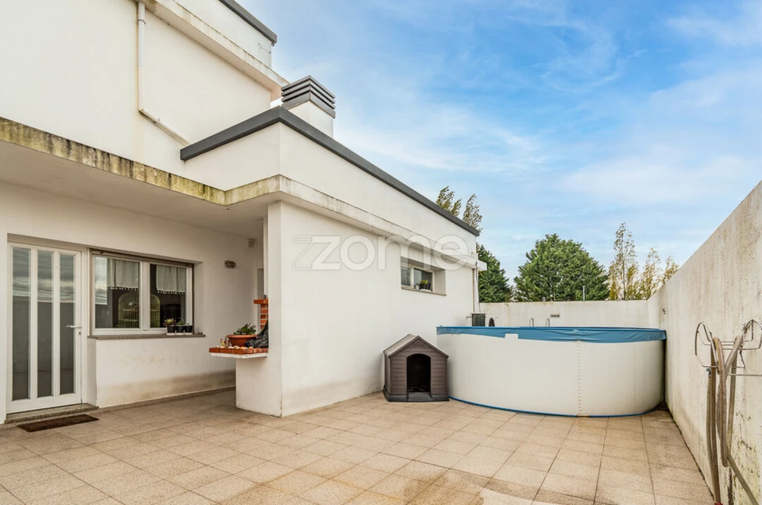 Moradia T5 para Venda em Antas Foto 38